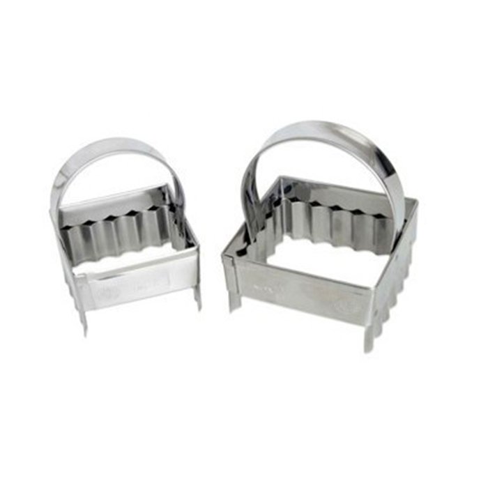 Cortante Rissóis quadrado frisado peq.